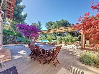  Villa � vendre 6 pi�ces 135 m�