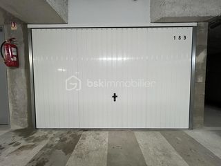  Parking / Garage � vendre 