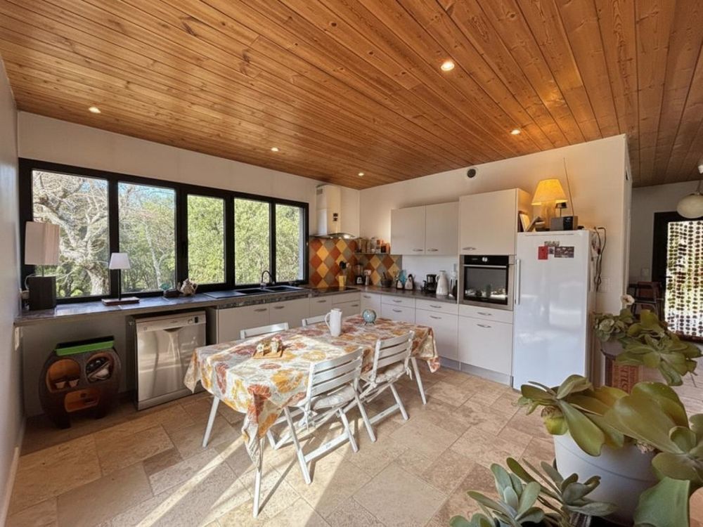 � vendre  Villa Montbrison-sur-Lez (26770)