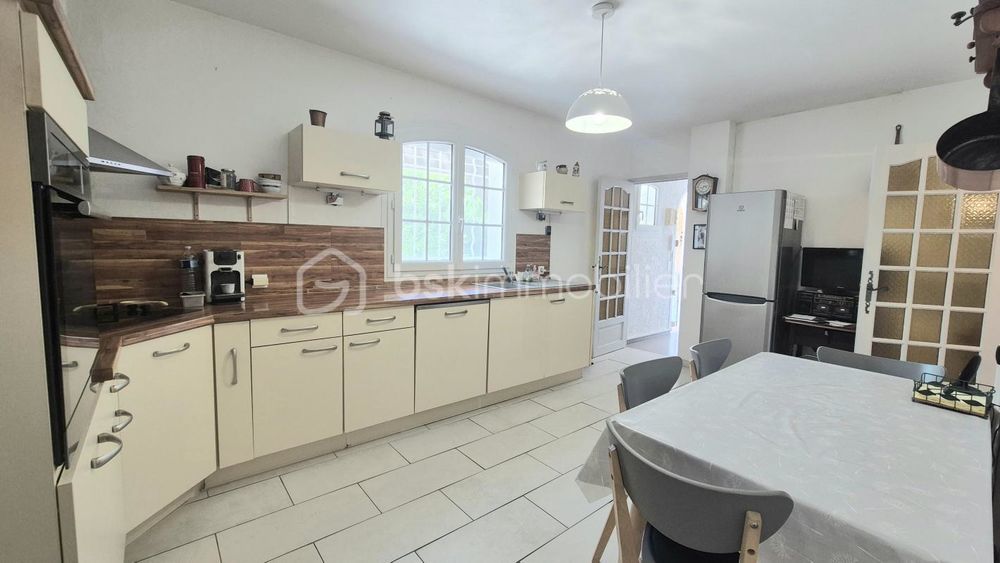 � vendre  Villa La Farl�de (83210)