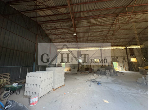 ENTREPOT 160 M&sup2; A LOUER A CHAUMES EN BRIE 1700 77390 Chaumes en brie