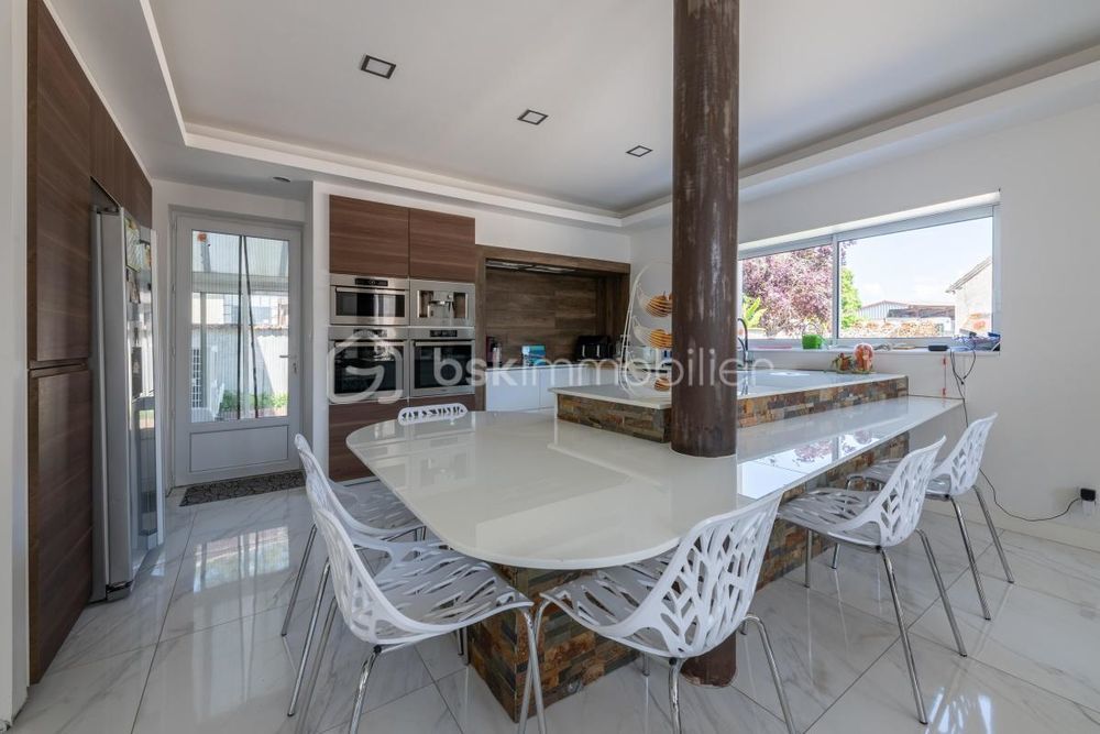 � vendre  Propri�t�/ch�teau Migennes (89400)