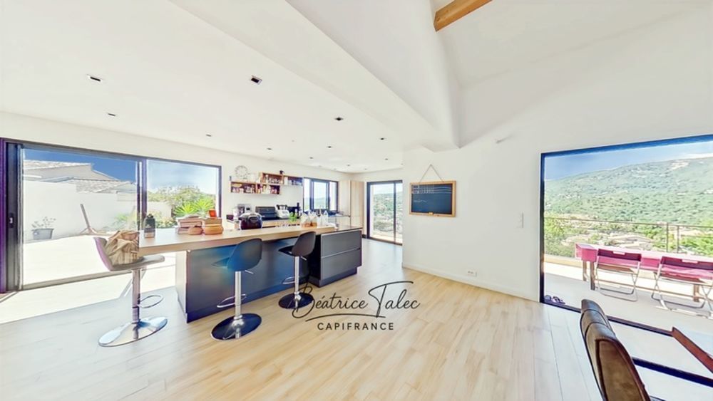 � vendre  Villa Le Lavandou (83980)