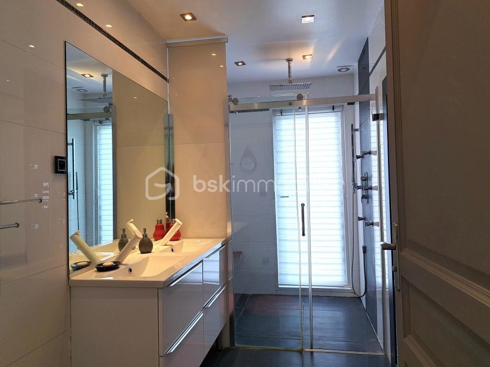 � vendre  Propri�t�/ch�teau Laill� (35890)