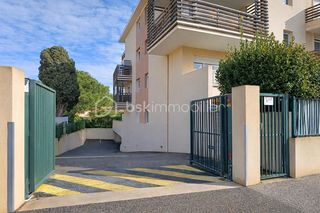  Parking / Garage � vendre 12 m�