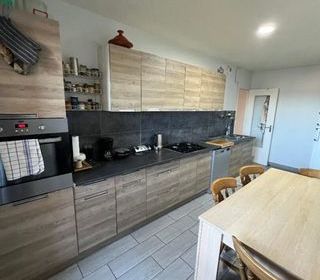  Appartement � vendre 5 pi�ces 83 m�