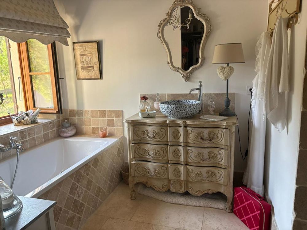 � vendre  Propri�t�/ch�teau Pernes-les-Fontaines (84210)