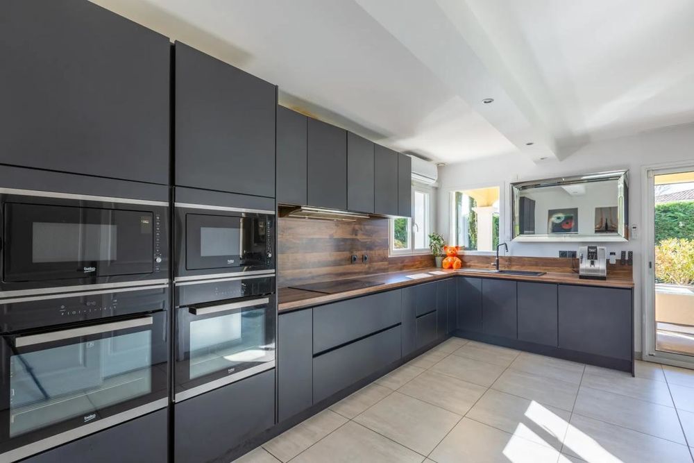 � vendre  Maison Saint-Bonnet-de-Mure (69720)