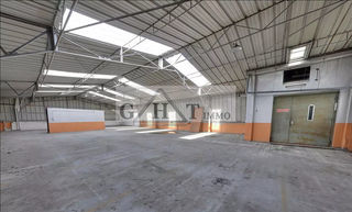  Immeuble � vendre 1220 m�