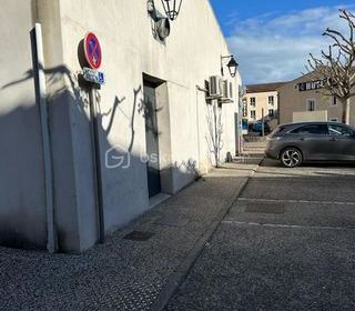  Immeuble � vendre 10 pi�ces 322 m�