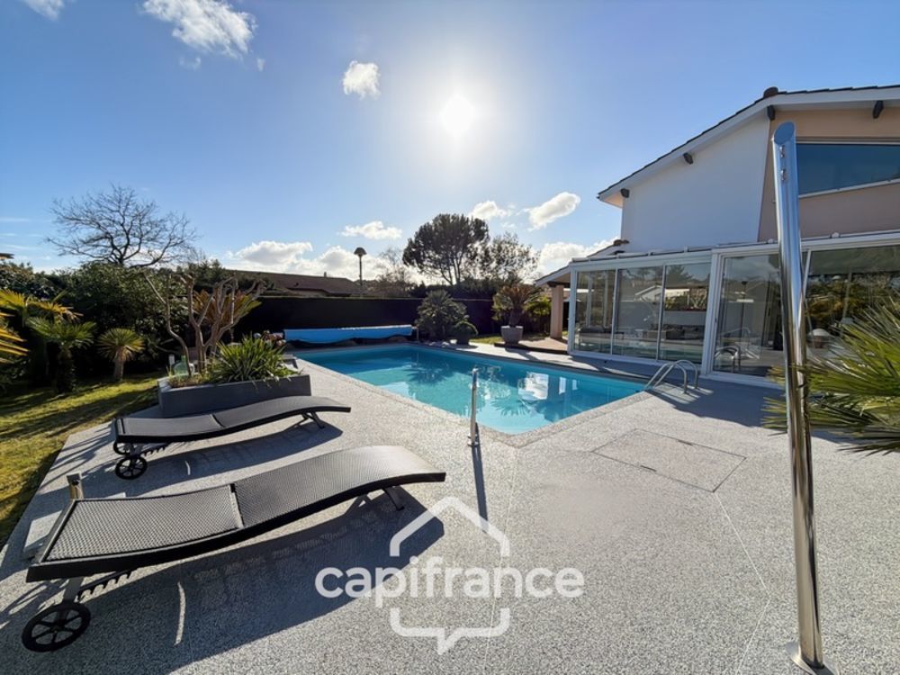 � vendre  Villa Gujan-Mestras (33470)