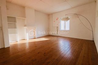  Maison � vendre 10 pi�ces 220 m�