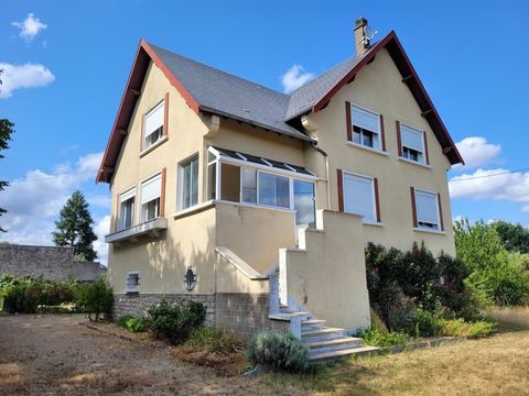   DPT ALLIER (03) FORET DE TRONCAIS - PROCHE LURCY LEVIS - MAISON 4 PIECES - POTAGER - ARBRES FRUITIERS - TERRAIN 3871 m2 Maison - 5 pi�ce(s) - 120 m�