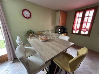  Maison � vendre 8 pi�ces 230 m�