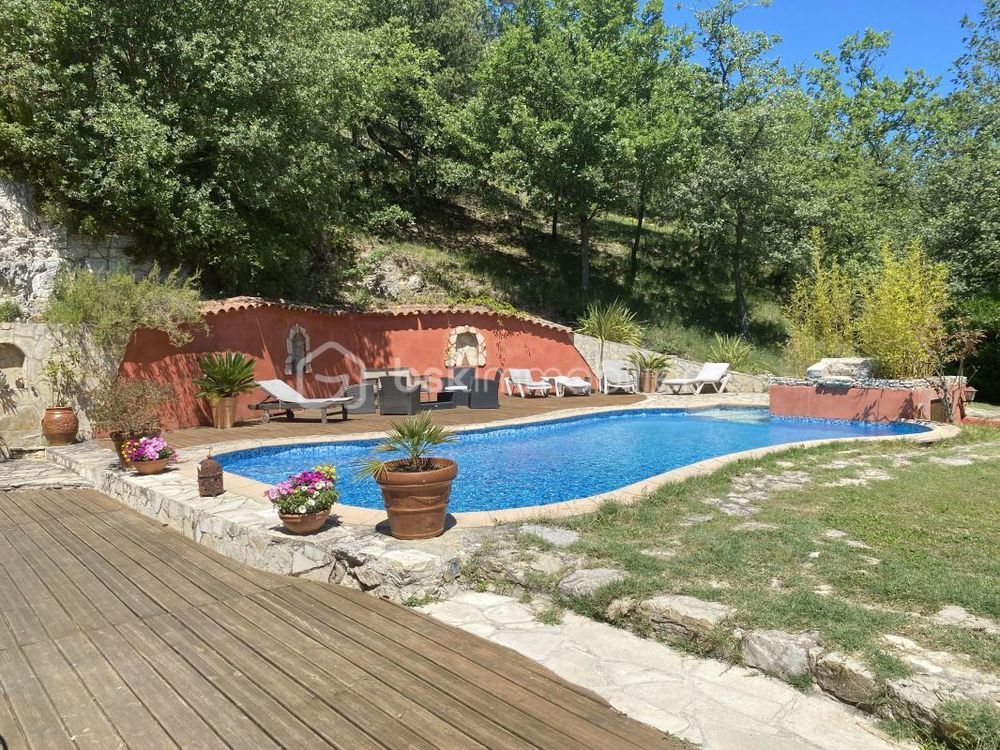 � vendre  Villa La Roque-d'Anth�ron (13640)