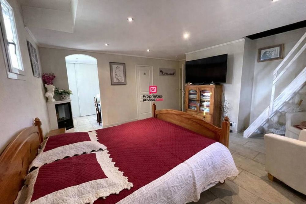 � vendre  Maison Tourrettes (83440)