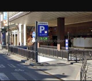  Parking / Garage � vendre 