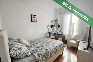  Immeuble � vendre 15 + pi�ces 230 m�