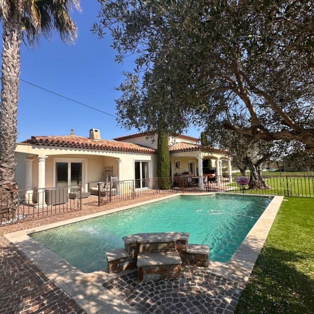 � vendre  Villa Le Muy (83490)