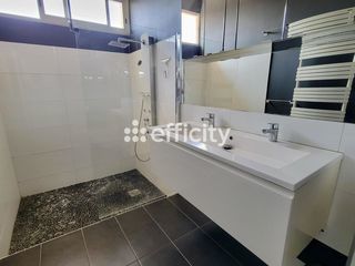  Maison � vendre 5 pi�ces 210 m�