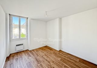  Immeuble � vendre 14 pi�ces 318 m�