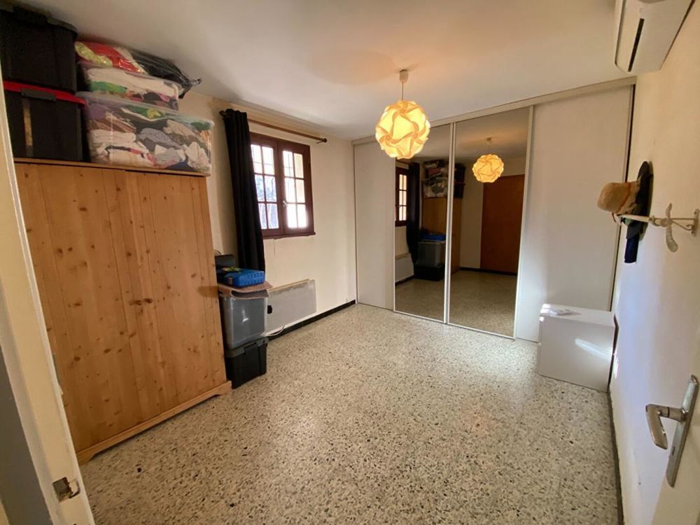 � vendre  Maison Grans (13450)