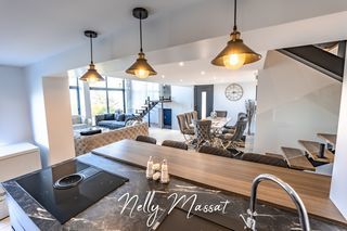  Villa � vendre 9 pi�ces 234 m�