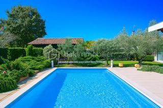  Villa � vendre 6 pi�ces 204 m�