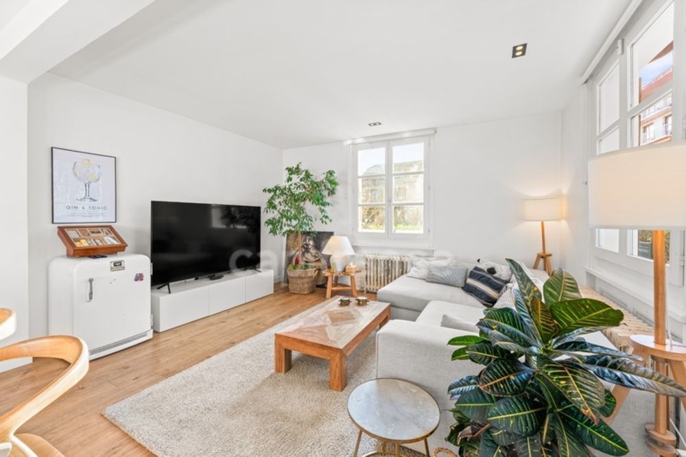 � vendre  Maison Divonne-les-Bains (01220)