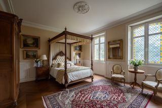  Propri�t�/ch�teau � vendre 15 + pi�ces 613 m�