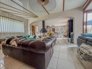  Propri�t�/ch�teau � vendre 6 pi�ces 167 m�