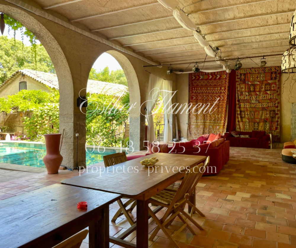 � vendre  Propri�t�/ch�teau Anduze (30140)