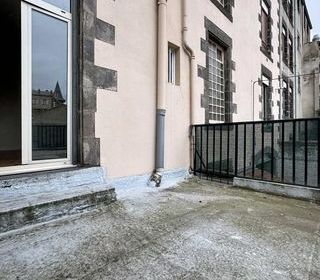  Appartement � louer 4 pi�ces 118 m�