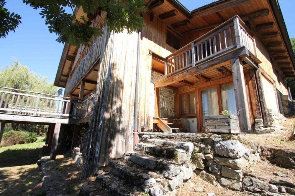 � vendre  Chalet Saint-Jean-de-Sixt (74450)