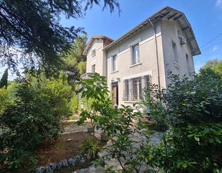  Maison � vendre 10 pi�ces 330 m�