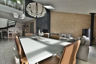  Maison � vendre 10 pi�ces 340 m�