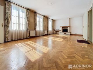  Maison � vendre 7 pi�ces 220 m�