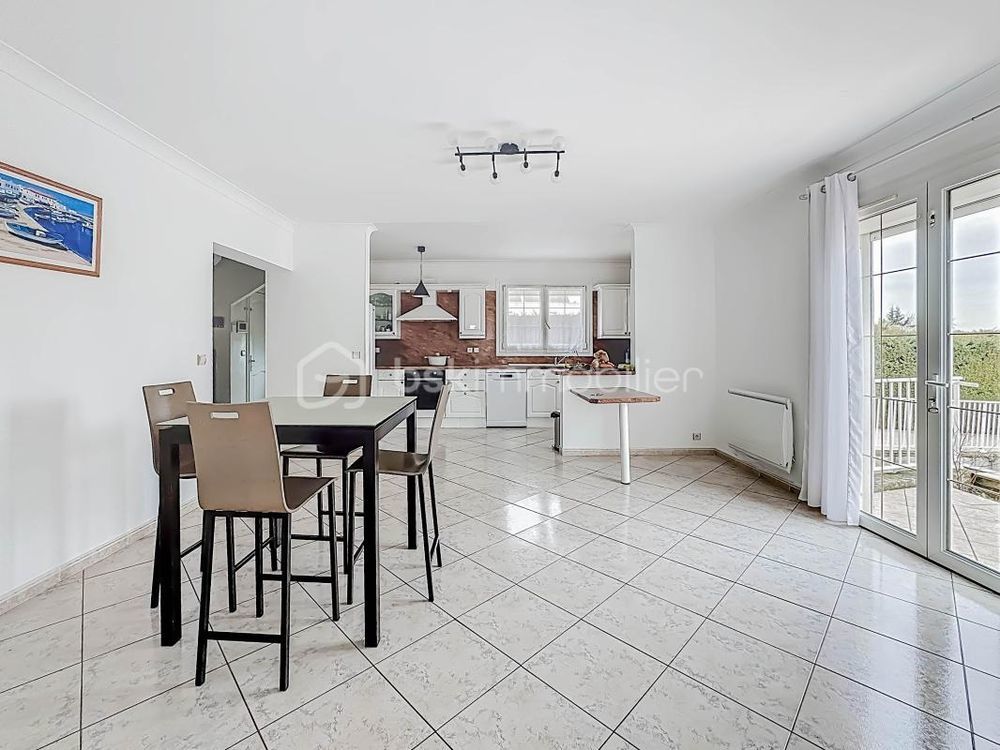 � vendre  Villa P�rols (34470)