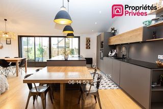  Maison � vendre 15 + pi�ces 218 m�