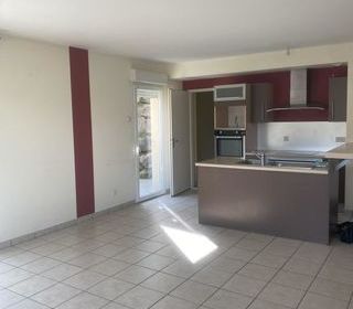  Appartement � louer 3 pi�ces 64 m�