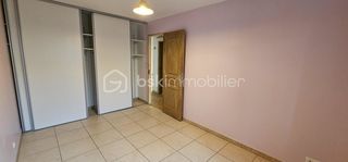  Immeuble � vendre 10 pi�ces 235 m�