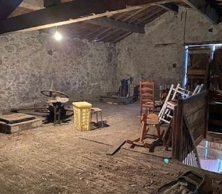  Remise / Grange � vendre 4 pi�ces 200 m�