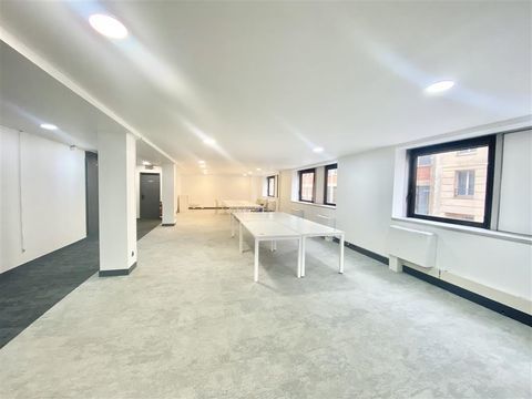 Lumineux et facilit&eacute; d 'am&eacute;nagement 6284 92300 Levallois perret