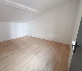  Immeuble � vendre 15 + pi�ces 386 m�