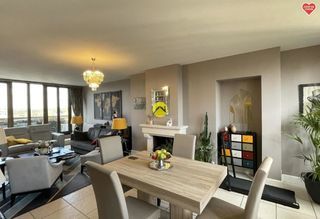  Appartement � vendre 3 pi�ces 131 m�