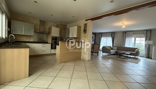  Maison � vendre 8 pi�ces 195 m�