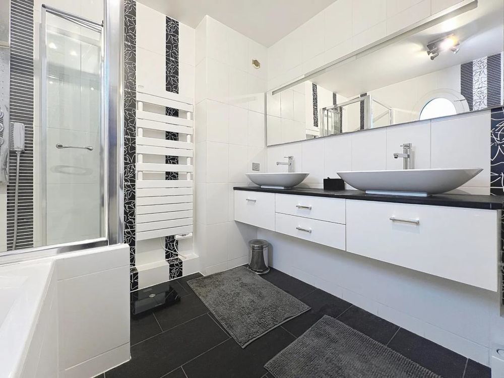 � vendre  Villa Bailly-Romainvilliers (77700)