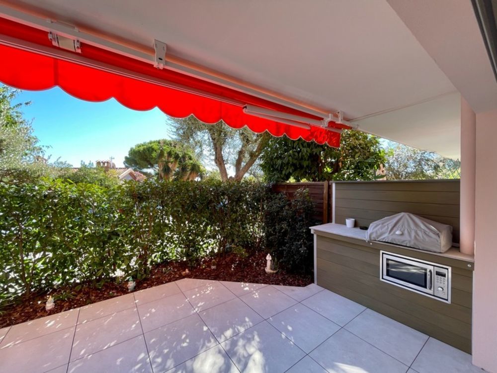 � vendre  Appartement Roquebrune-Cap-Martin (06190)