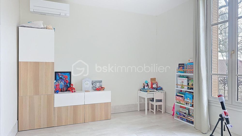 � vendre  Propri�t�/ch�teau Brie-Comte-Robert (77170)