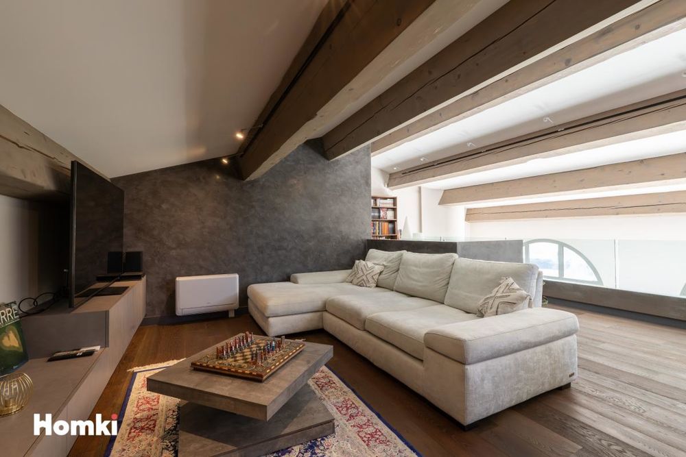 � vendre  Villa Vallauris (06220)